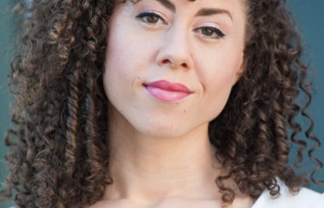 Elena Joyner Headshot
