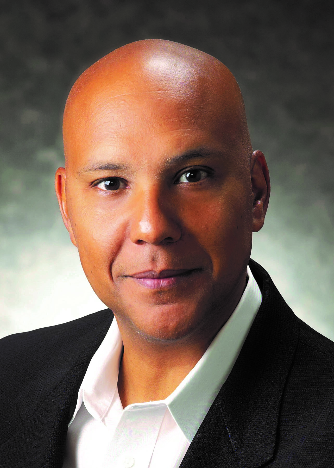 Tim Bond Headshot